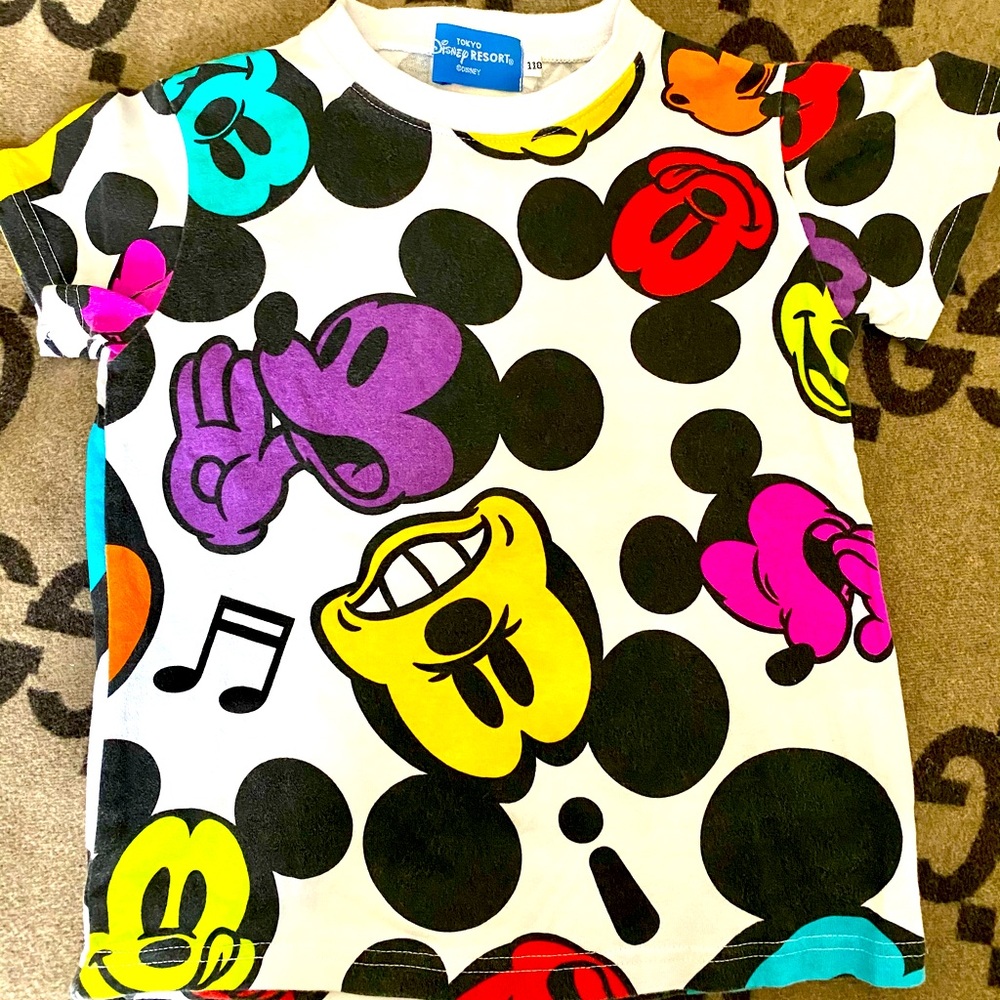 Recently SOLD Limited Unisex Tokyo Disneyland 4T shirt